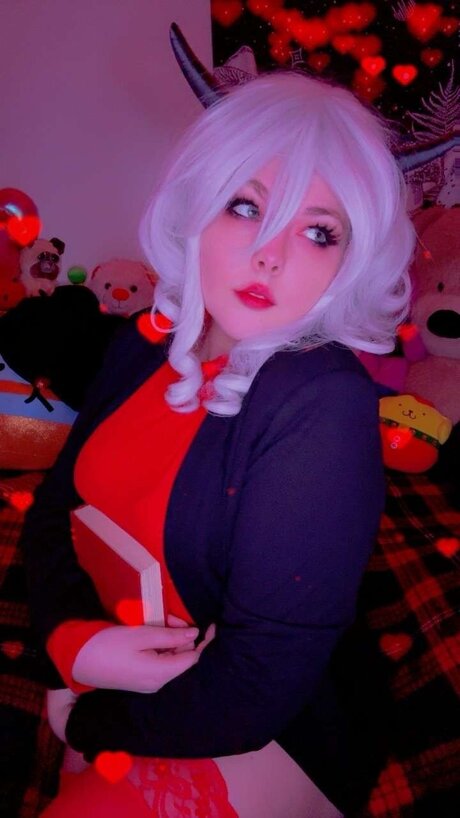 Pubbytae model erotic pictures