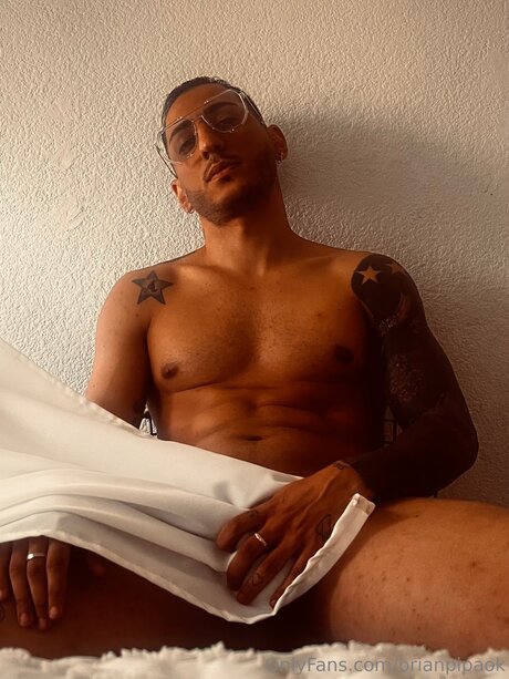 Brianpipaok star nude image