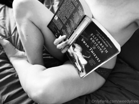 Weedyfree actrice de grande qualité photos