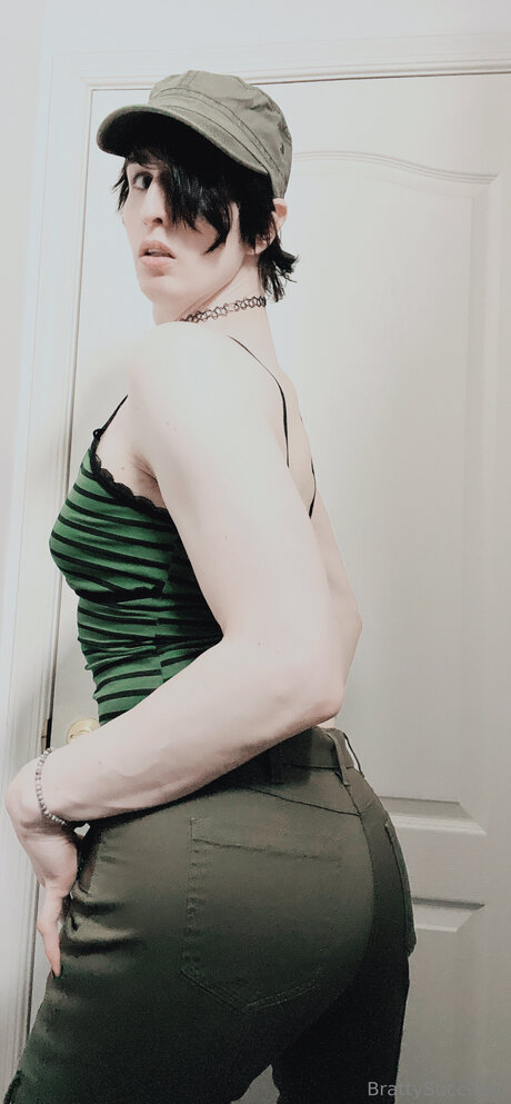 Tomboysuccubus actrice artistique galerie