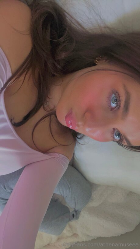 Itsellableu perfect model photo