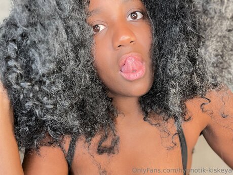 Hypnotik Kiskeya estrella porno sexy imágenes