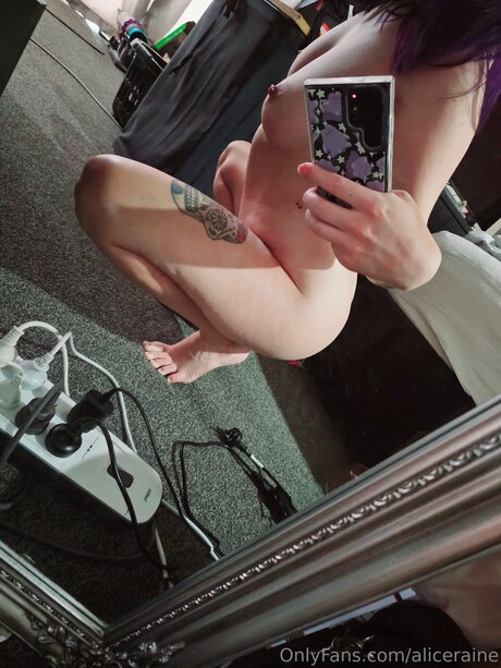 Aliceraine star du porno hd collection