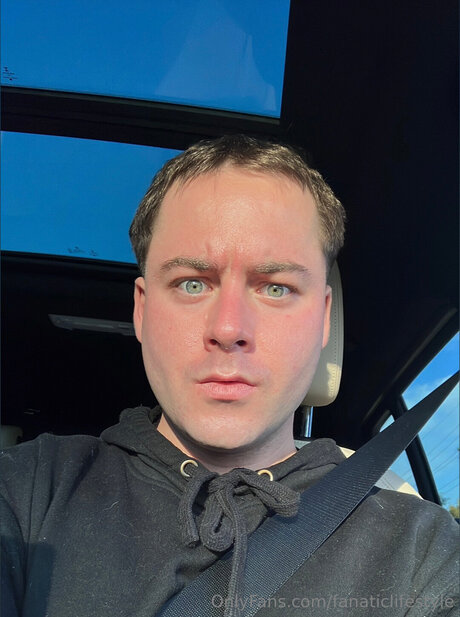 Fanaticlifestyle modelo de alta definición fotos