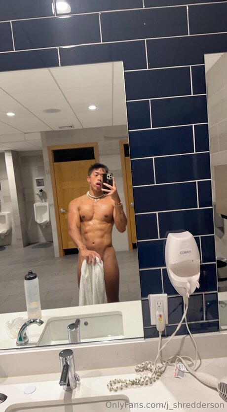 J Shredderson pornstar perfect pic