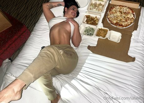 lalalifts modèle érotique des photos