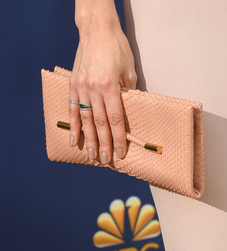 Vanessa Kirby actrice sexy des photos