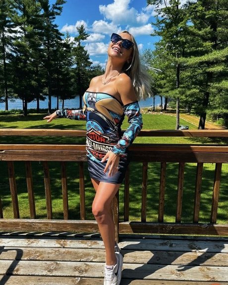 Natalie Decker estrella porno gratis galería