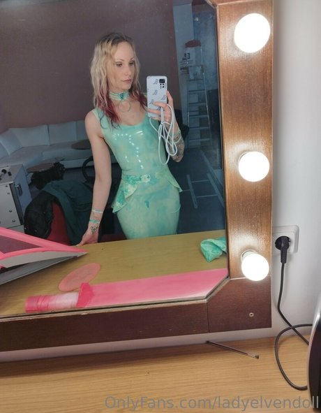 ladyelvendoll sexe de star du porno collection