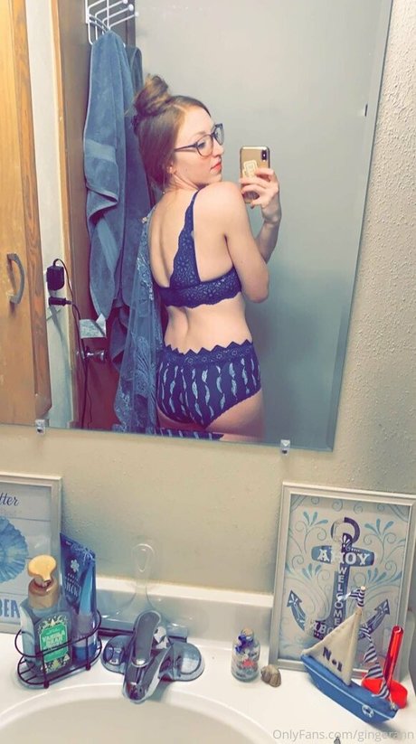 gingerann art star du porno galeries