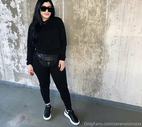 Serenasinsxxx estrella porno hd fotos