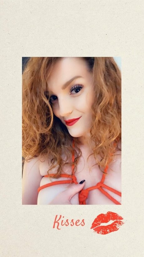 gingermfc actriz erótica foto