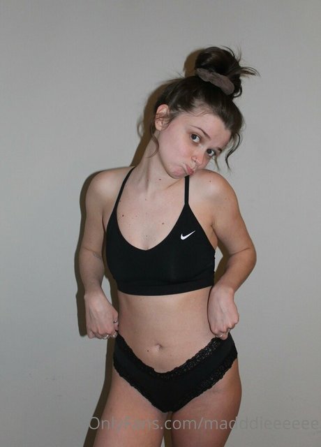 ellabelleeee hot model pictures