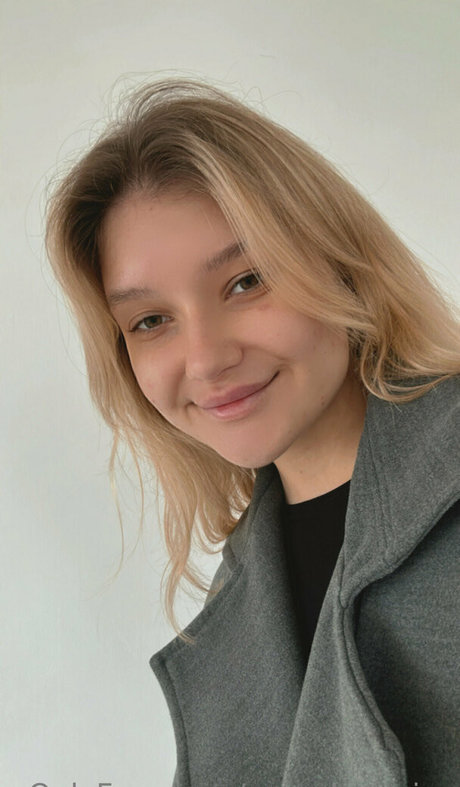 pervokursnica xxx étoile image