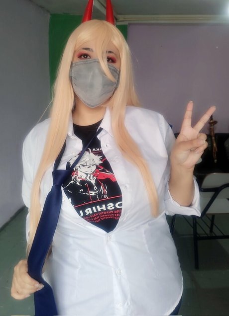 Laura Pyon actriz de arte fotos