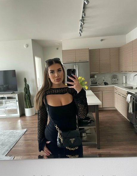 thecocktailqueen modèle magnifique archive