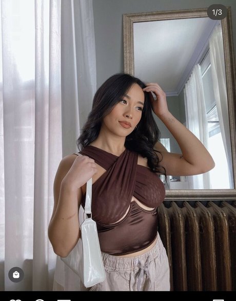Ara Chun pretty model image
