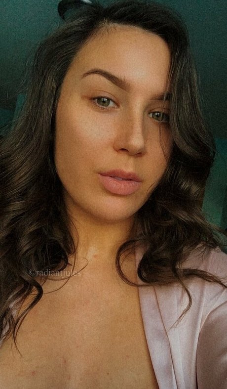 RadiantJules art star du porno archive