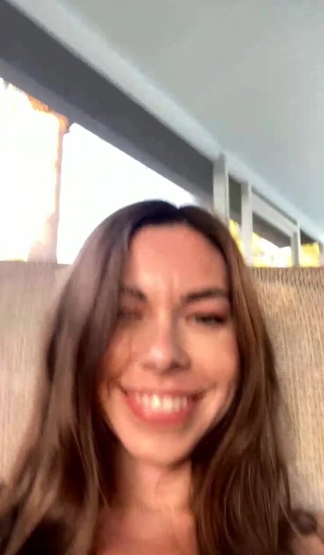 Katee Owen star du porno sympa galeries