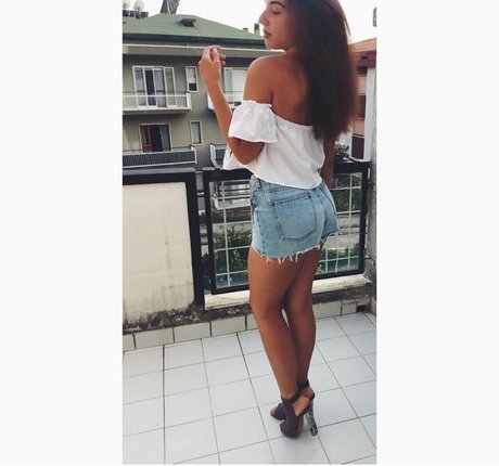 Gianclaudia Di Giacomo modelo gratis imagen