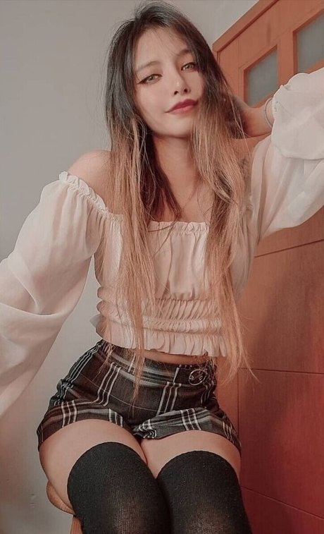 Ary Vilchis modèle joli images