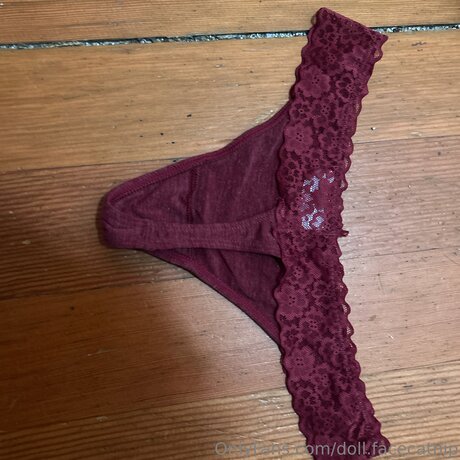 Doll Facecatnip star du porno nue galerie