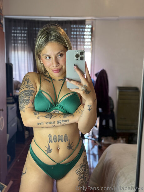 Juliababyxx nice model photo