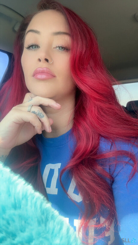 Sassylittleleo pornstar hd pics