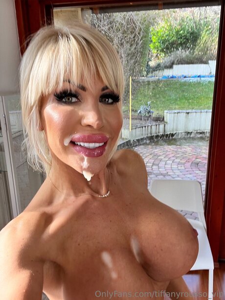 Tiffanyrousso estrella libre imágenes