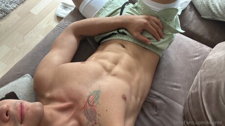 Keynle estrella porno caliente galería