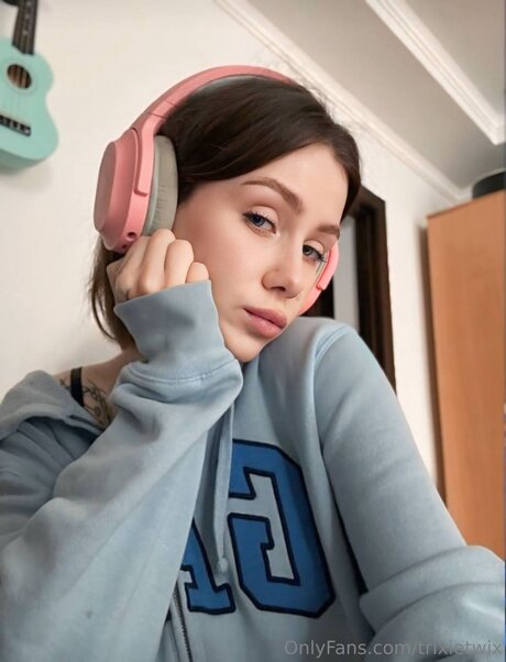 Trixietwix estrella del arte galerías