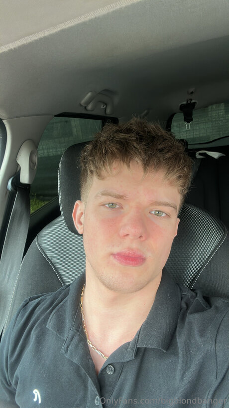 Bigblondbanger estrella porno sexy foto