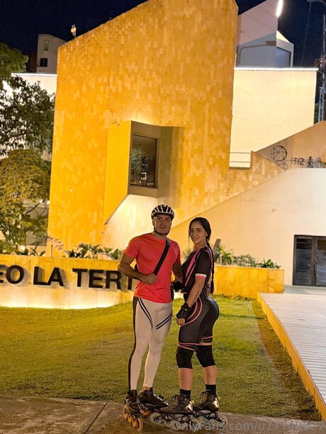 U77749627 desnudos estrella imagen