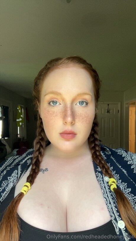 Redheadedhoneydoll estrella porno mejor imagen