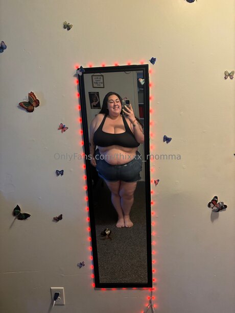 Thixxx Momma étoile hd galeries