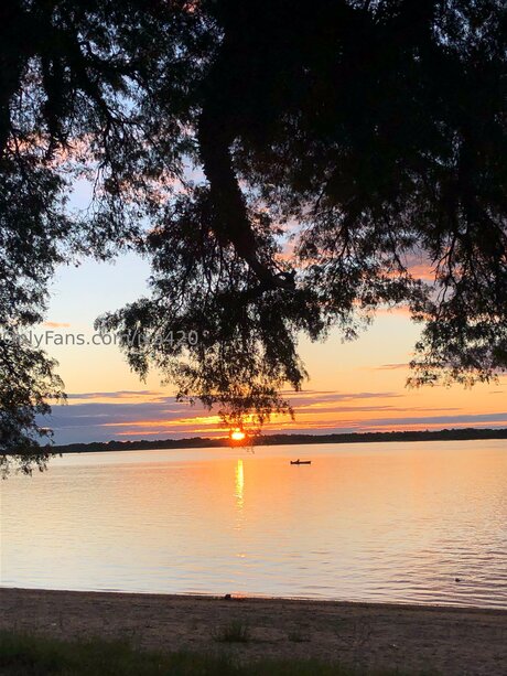 milf desnuda onlyfans sexis xxx archivo