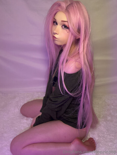 Loopziepop nude actress images