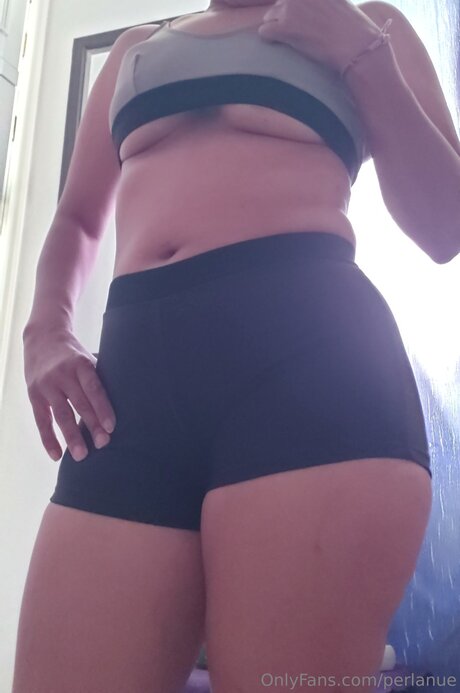 Perlanue star du porno nue photo