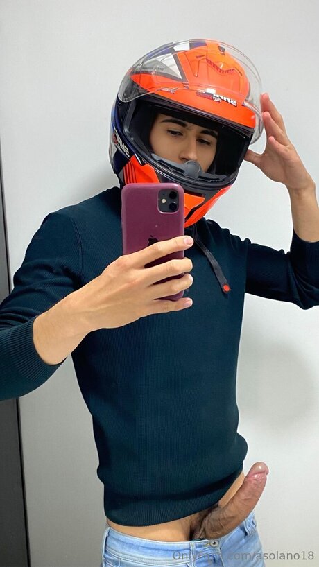 Asolano18 actrice adulte galeries