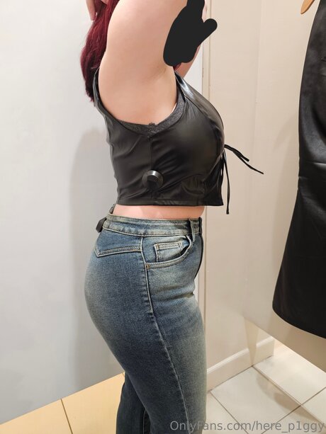 Here P1ggy sexo modelo fotos