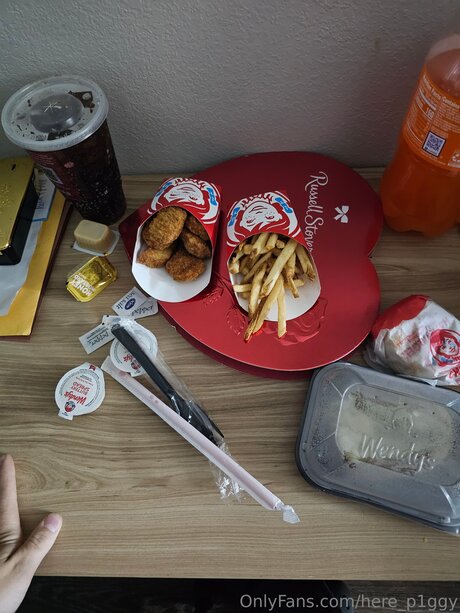 Here P1ggy Miniature