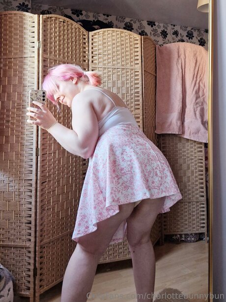 Charlottebunnybun modèle parfait images