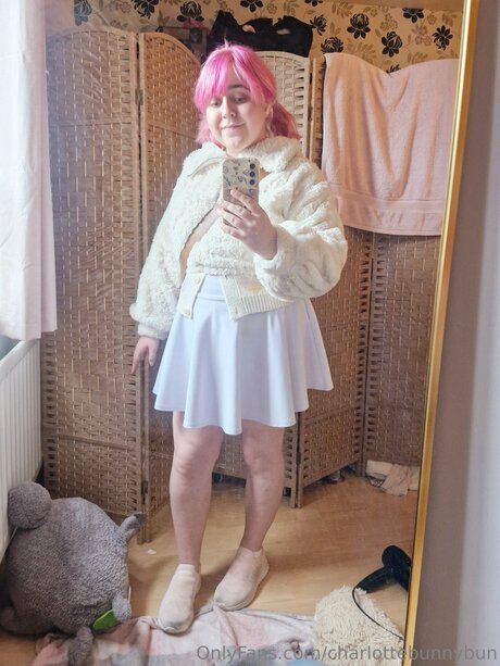 Charlottebunnybun modelo caliente imágenes