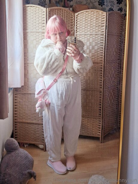 Charlottebunnybun actrice photos