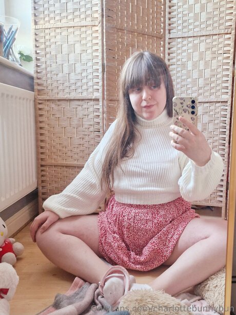 Charlottebunnybun star du porno hd des photos