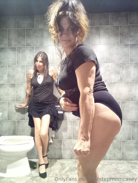 Hotstepmomcasey star érotique photos