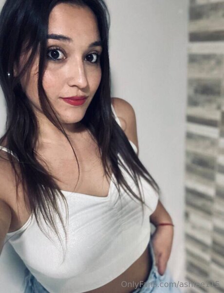 Ashlee115 star du porno belle archive