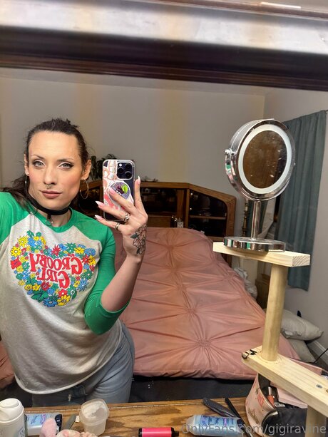 Gigiravine actriz adulta imagen