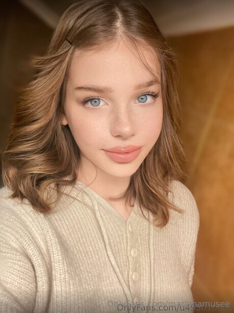 Marianamusee high quality actress image