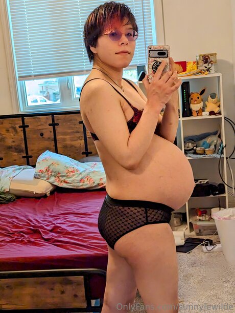 Sunnylewilde estrella adulta galería